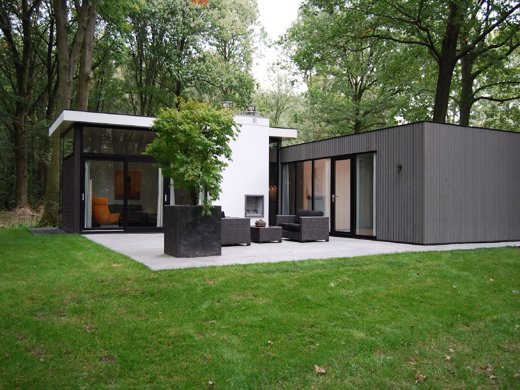 Modern huis met afwasmachine, nabij de Maasduinen