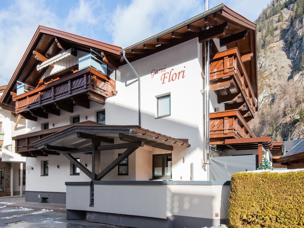 Mountain-view chalet in Langenfeld with balcony