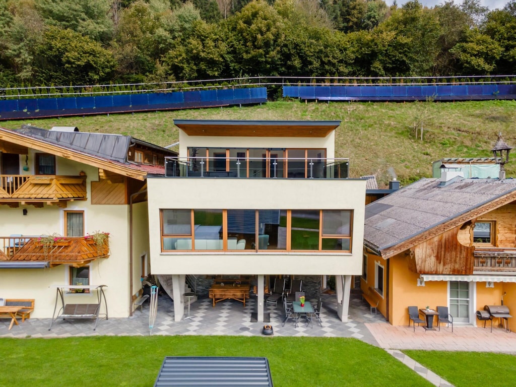 Chalet in Stuhlfelden near Ski Slopes