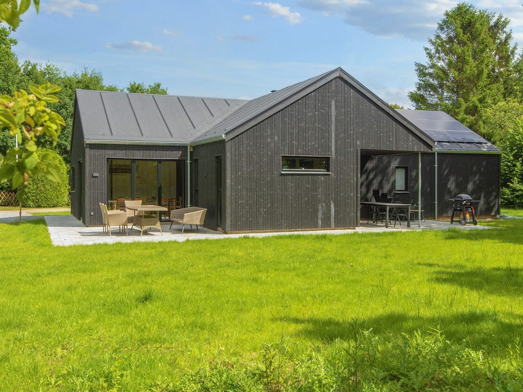 10 Personen Ferienhaus in Glesborg-By Traum