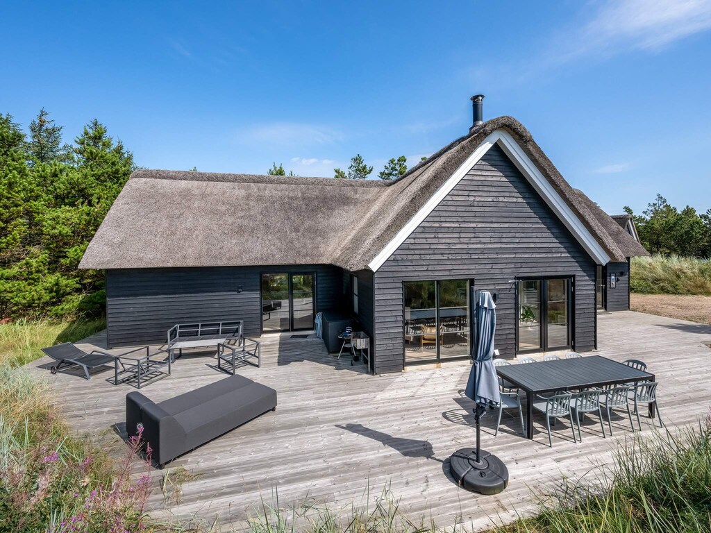 Luxuriöses Strandhaus in Henne