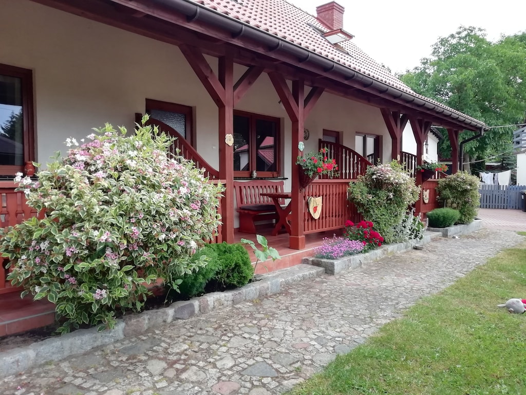 Hütte in Kolczewo mit Garten und Grill
