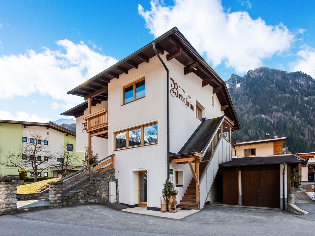 Apartment in Ötztal with balcony