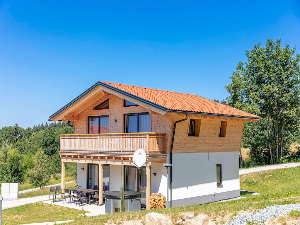 Chalet in St. Englmar met Sauna & Hot Pot