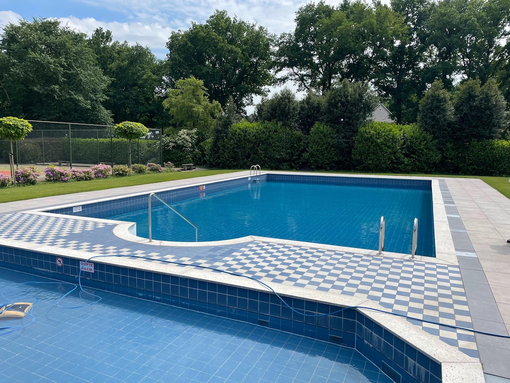 Vakantiehuis in Stegeren met zwembad