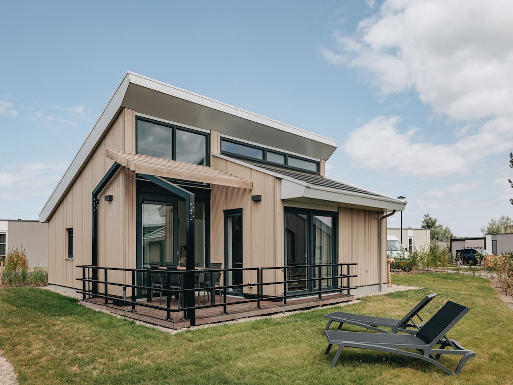 Duurzaam vakantiehuis met wasmachine, 900m van zee