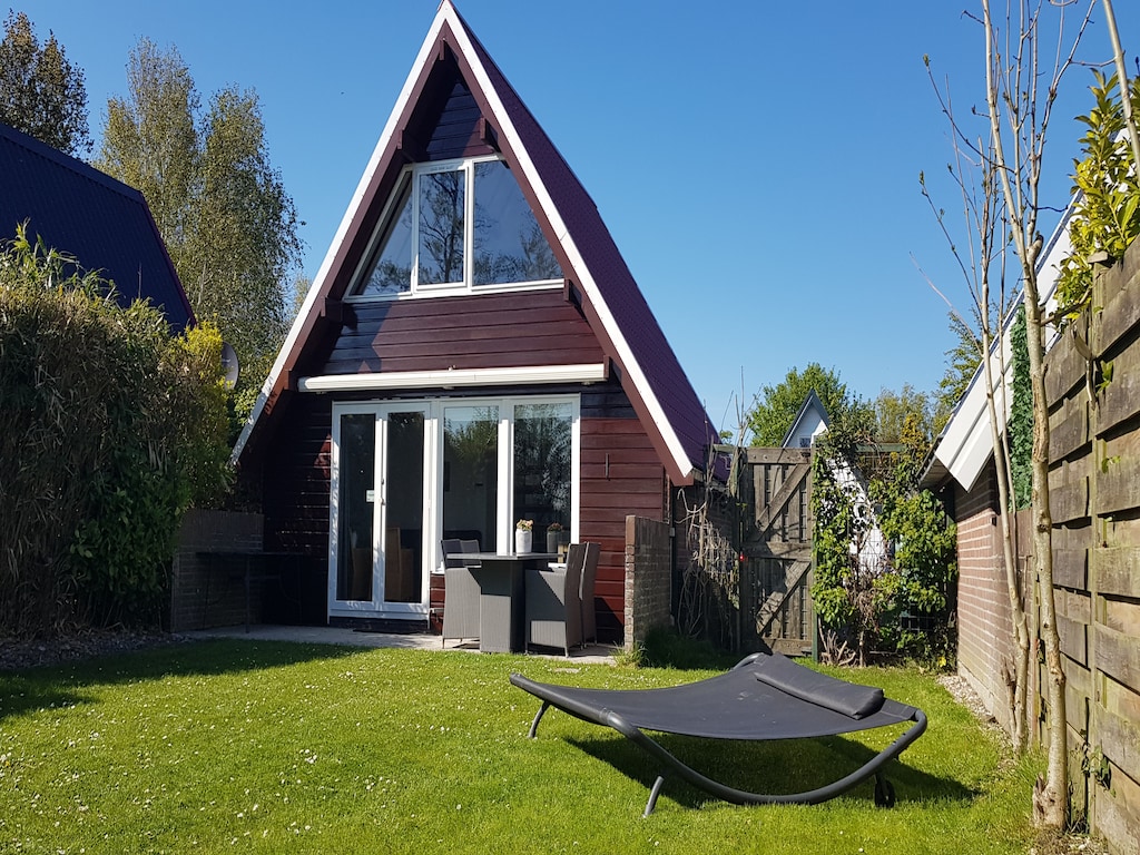 Huisje met weids uitzicht en tuin op het zuiden