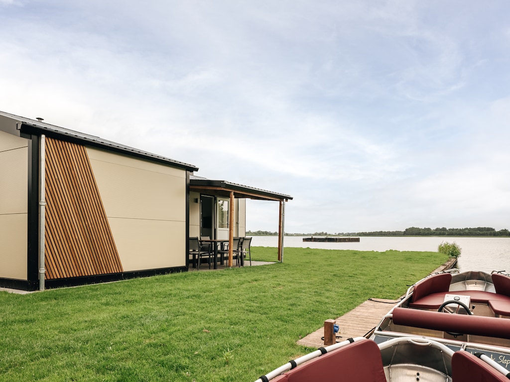 Gezellig chalet met airco en sloep