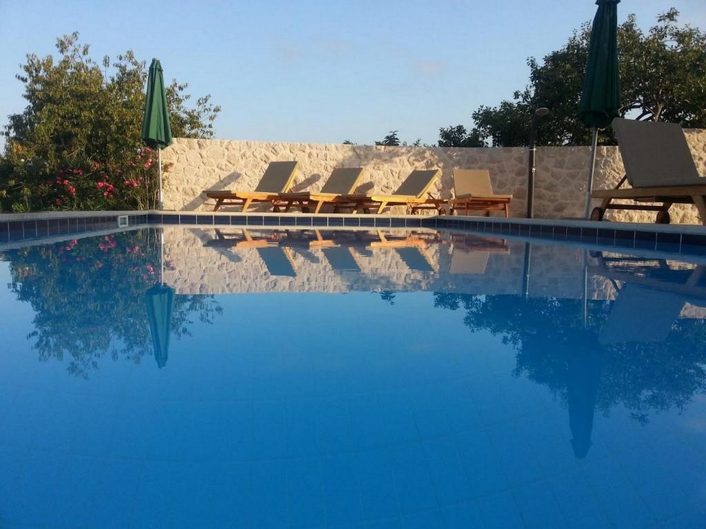 Villa Antonija - Four-Bedroom Villa with Terrace and Private Pool