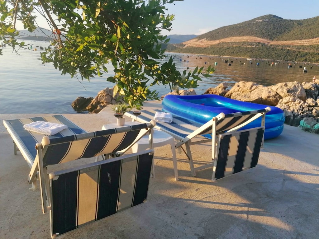 Holiday Home Blue Dream - Two Bedroom Apartment with Terrace and Sea View (A1)