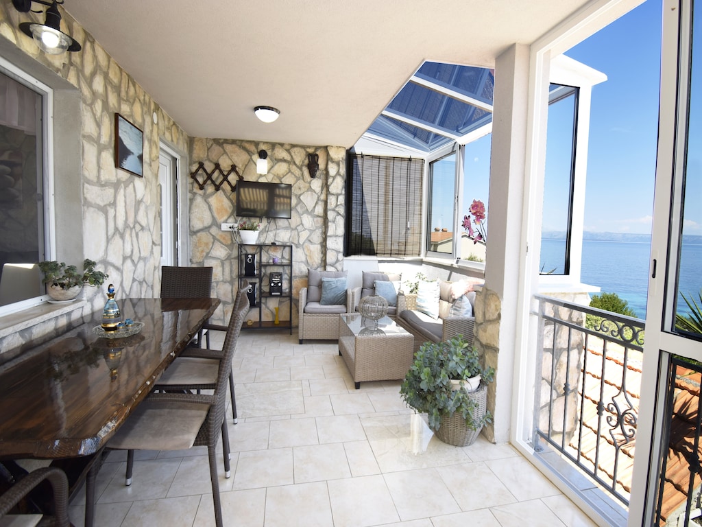 Stone House Blaca - Two Bedroom Stone House with Terrace and Sea View