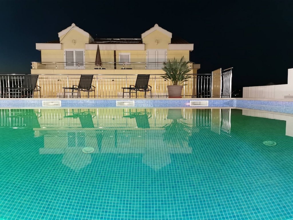 Apartments Villa Moonlight - Standard Two Bedroom Apartment with Large Terrace (Jenny)