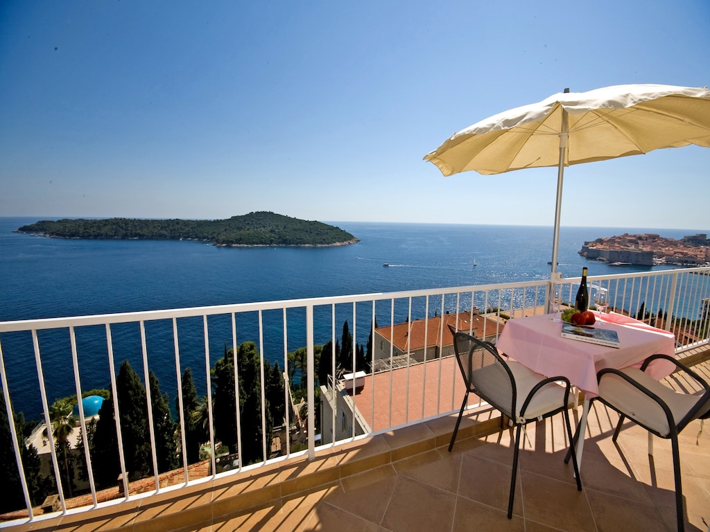 Apartments Sipa - Superior One Bedroom Apartment with Balcony and Sea View (Apartman D)