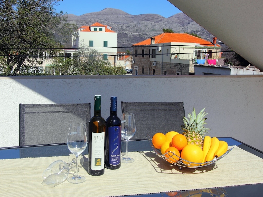 Apartment Milenka - Four Bedroom Apartment with Terrace