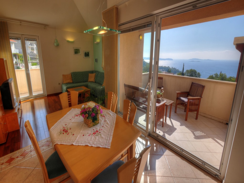 Apartment Villa Molina - One-Bedroom Apartment with Terrace and Sea View