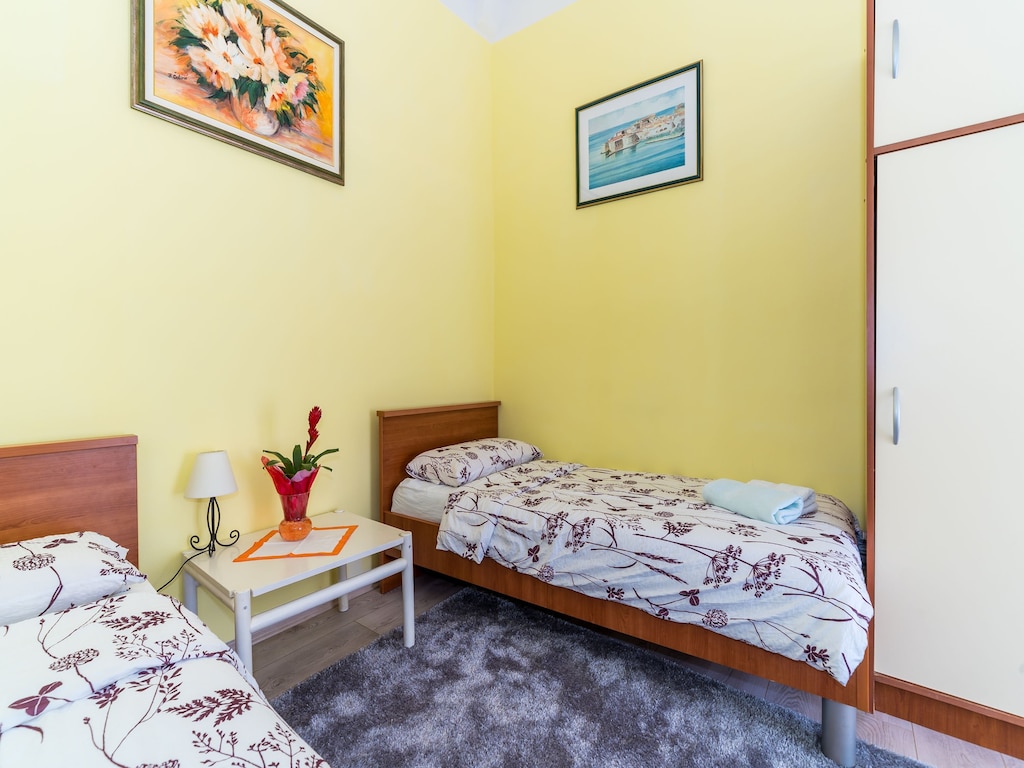 Rooms Katja & Lara - Twin Room (Katja)