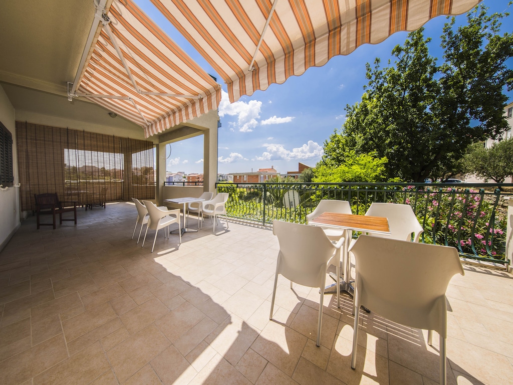 Villa Dvori Viškovi-Seven Bedroom Villa with Swimming Pool