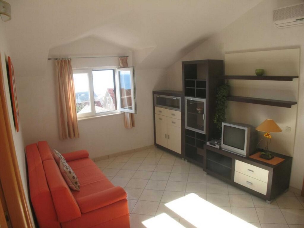 Appartement in Bol met balkon
