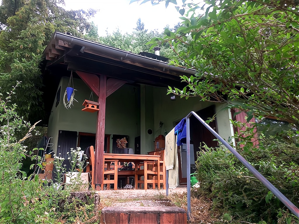Sfeervol vakantiehuis in Schöntal met tuin