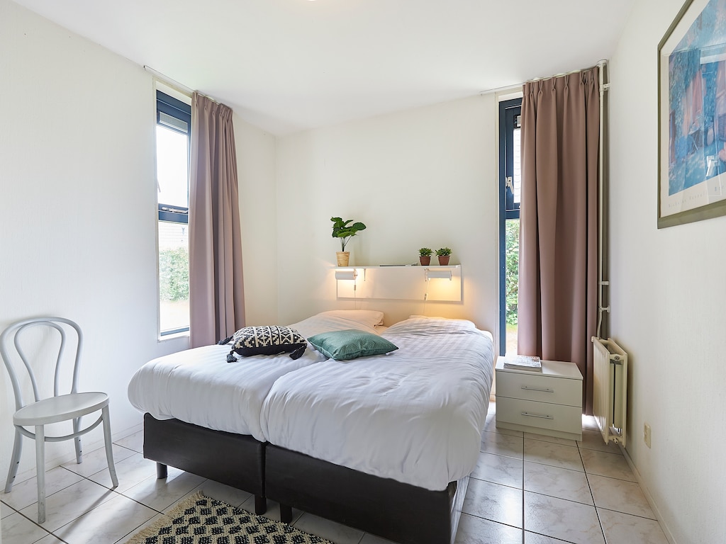 Knus vakantiehuis met twee badkamers, in Zeeland