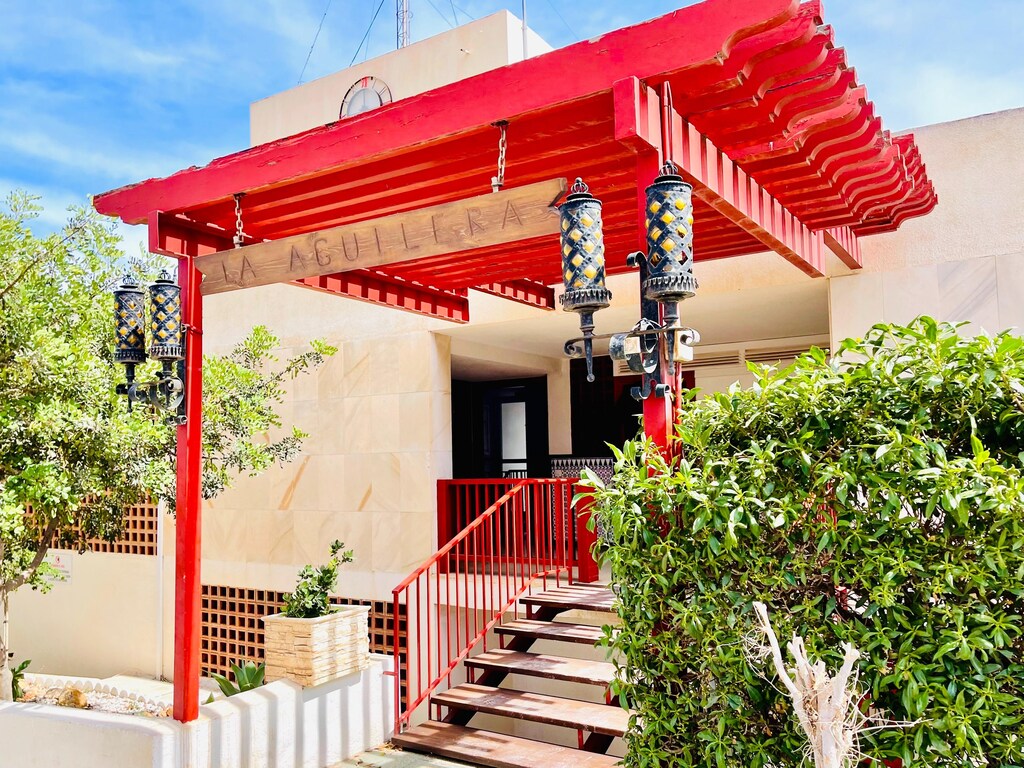 Appartement in Almería met strandtoegang