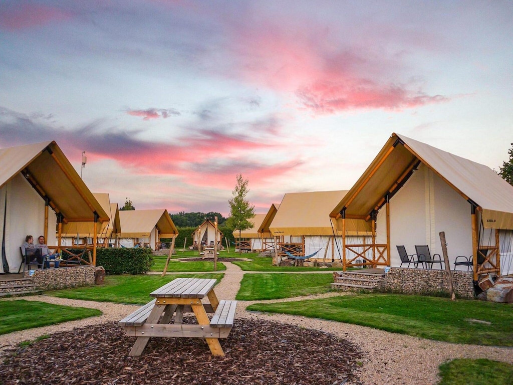 Luxus-Glamping-Zelt für 4 Personen