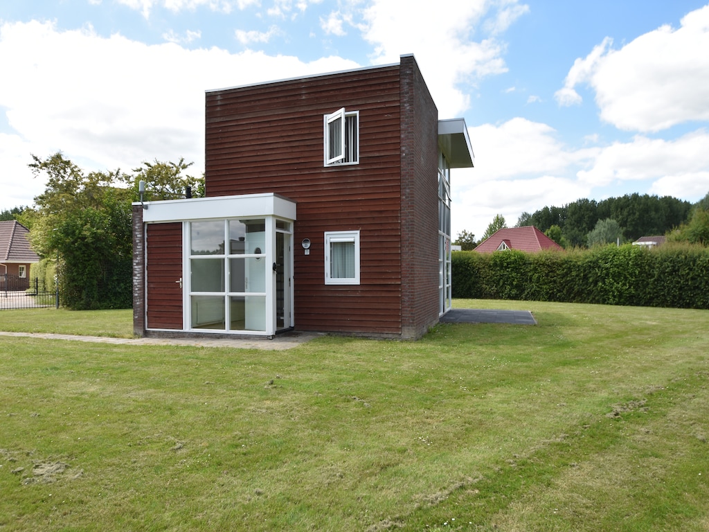 Gemütliches Ferienhaus in Zeewolde mit Gemeinschaftspool