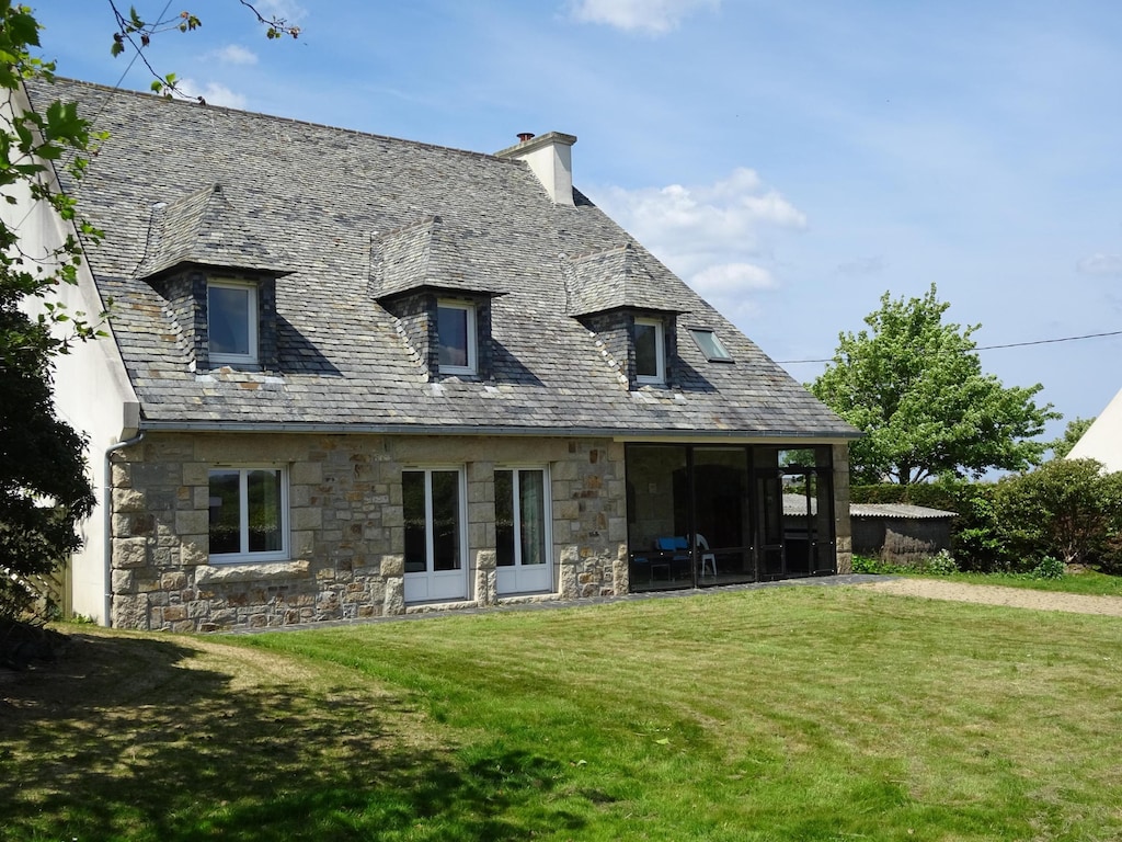 Großes, komfortables Ferienhaus in Le Diben, Plougasnou
