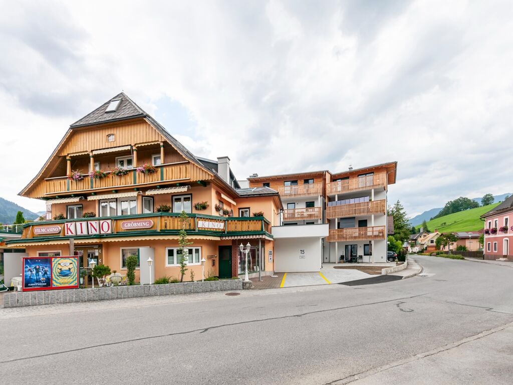 Apartment in Groebming near skiing and hiking area