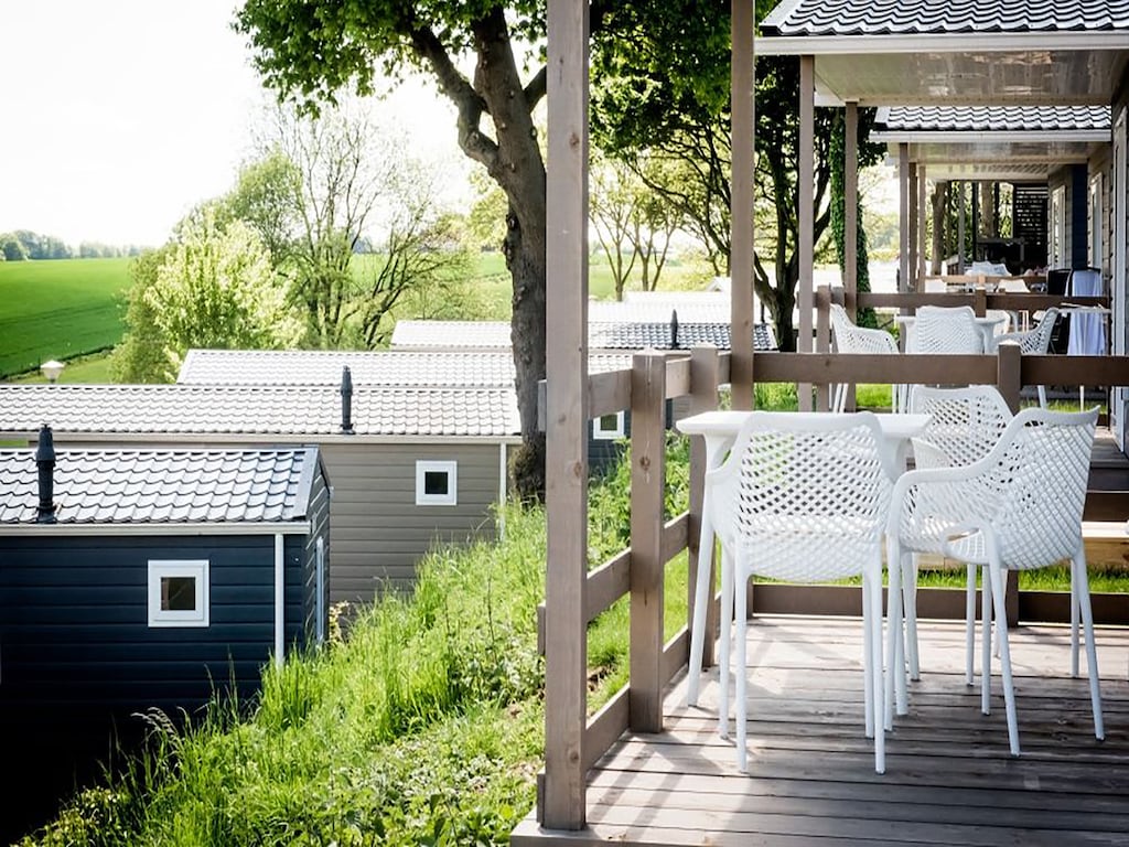 Compact chalet in Gulpen met terras