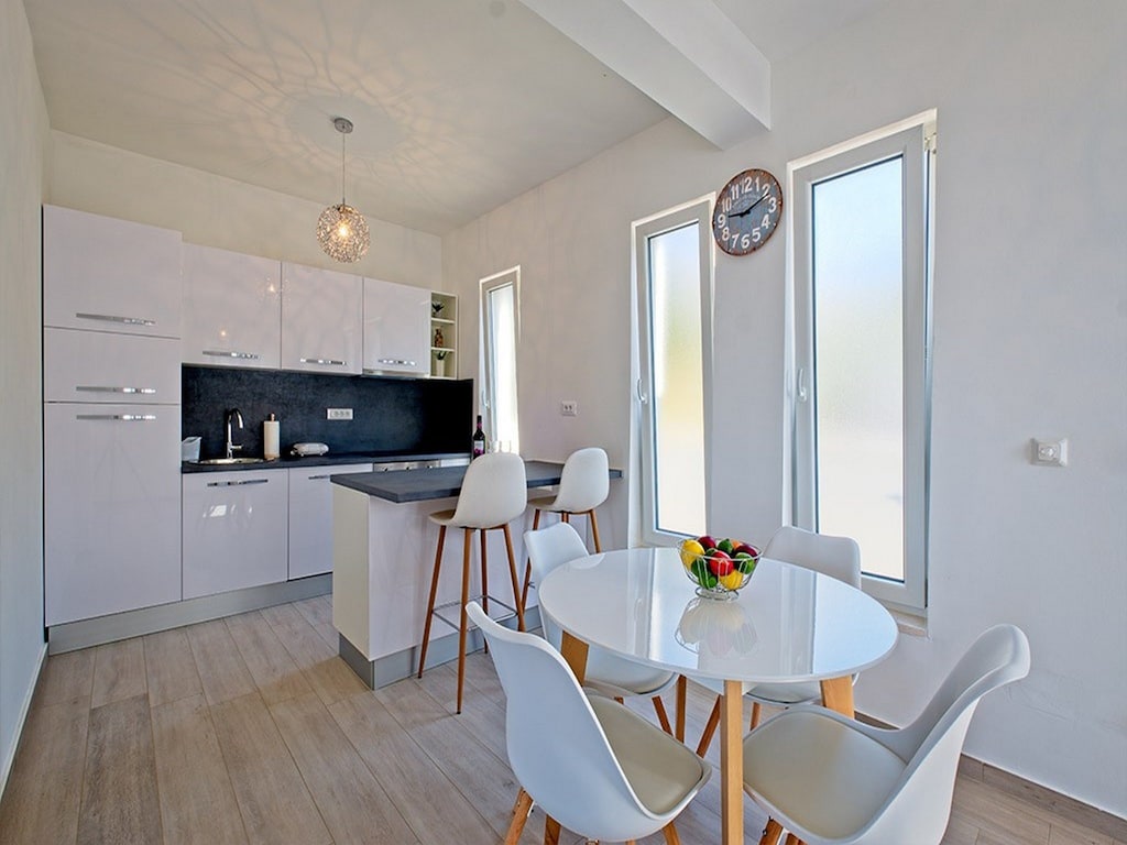 Apartments Grljević - One Bedroom Apartment with Balcony and Sea View (A4)