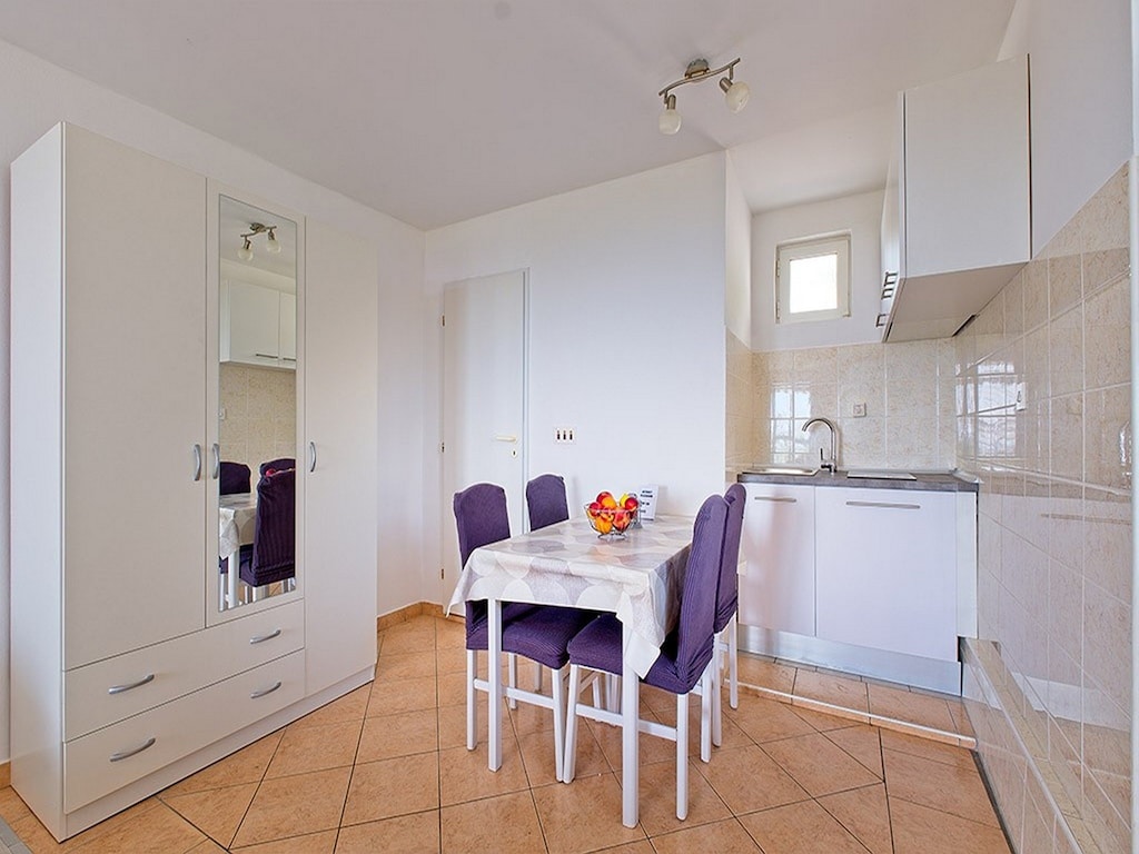 Apartments Grljević - Studio Apartment with Sea View and Balcony (A2)
