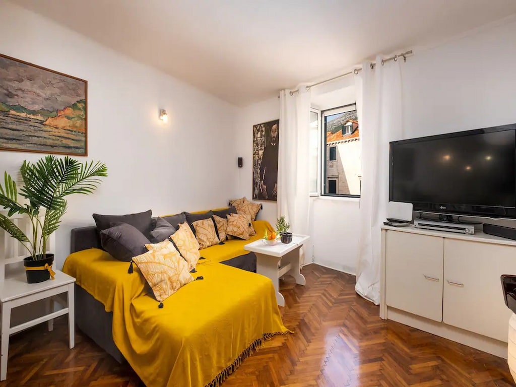 Apartment Jany - Two Bedroom Apartment with City View