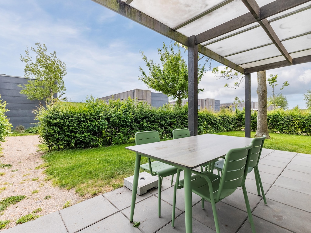 Freistehende Lodge in einem Ferienpark am Markermeer, für 4 Personen, nahe Hoorn in Nordholland.