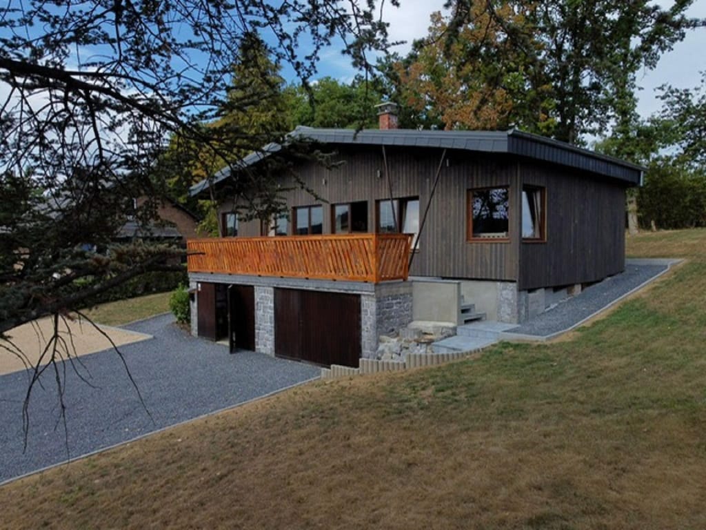 Chalet in Rochefort met Tuin BBQ