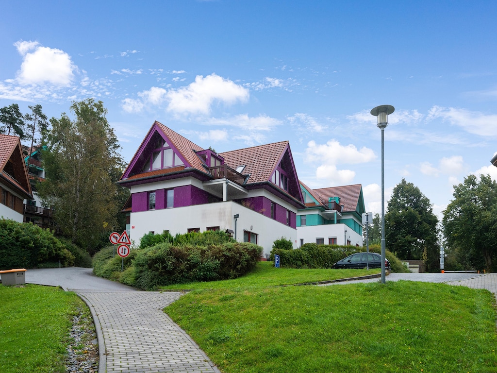 Comfortabel appartement met terras en tuin aan Lipnomeer