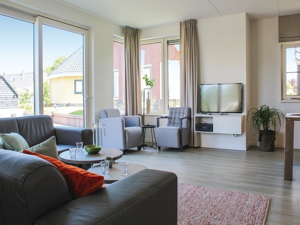 Kindvriendelijke villa aan het water in Friesland