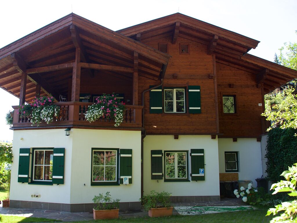 Luxuriöses Ferienapartment mit Bergblick & Sauna
