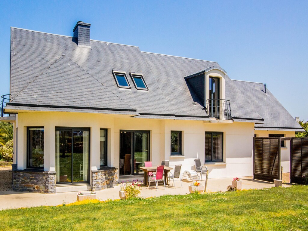 Villa in Port Blanc nahe Stränden