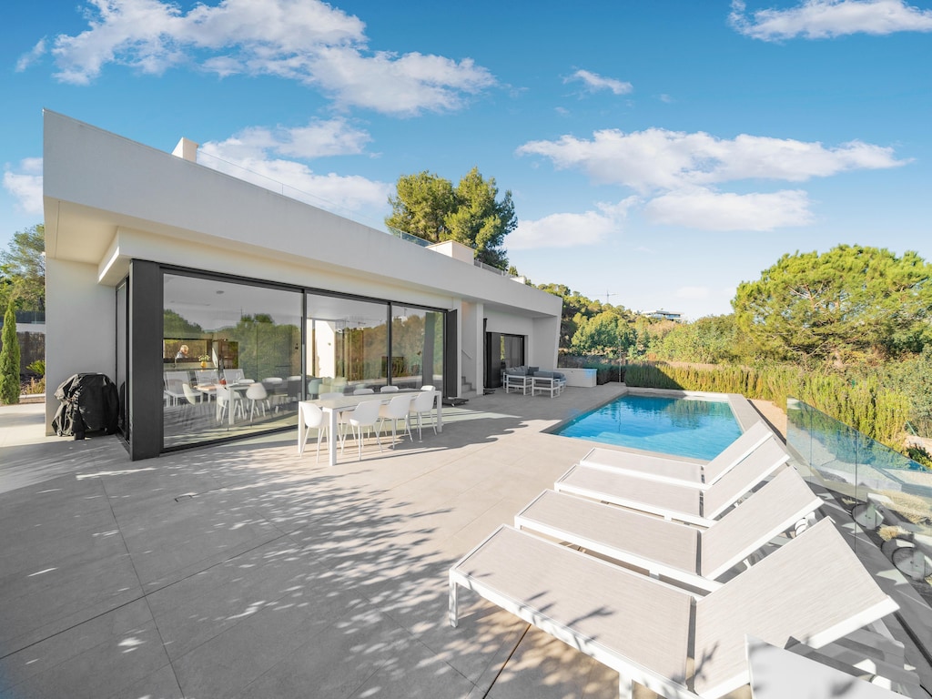 Luxe villa nabij Las Colinas
