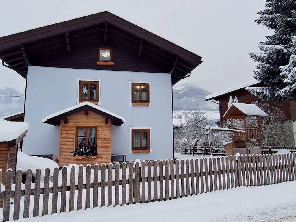 Appartement in Piesendorf bij Skipistes