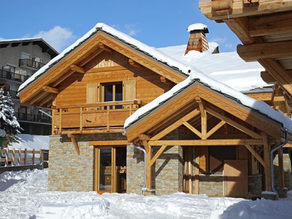 Chalet in Les Deux Alpes met Zwembad