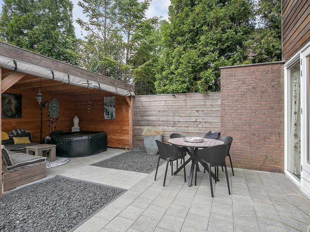 Appartement in Friesland bij Grachten