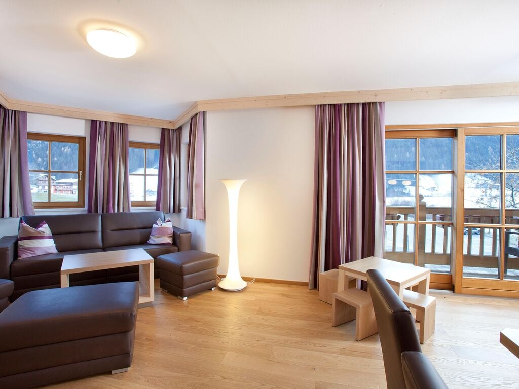 Mooi appartement in Pinzgau met balkon en uitzicht
