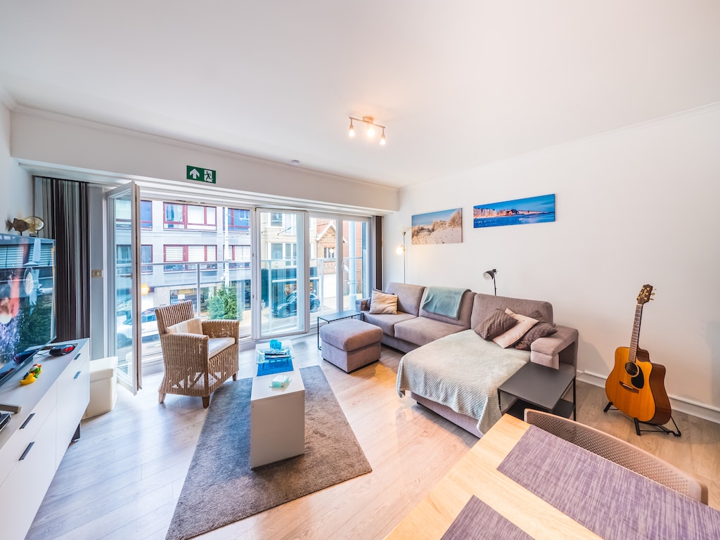 Geräumiges Studio mit separatem Schlafbereich