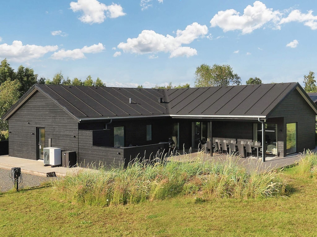 14 Personen Ferienhaus in Væggerløse-By Traum