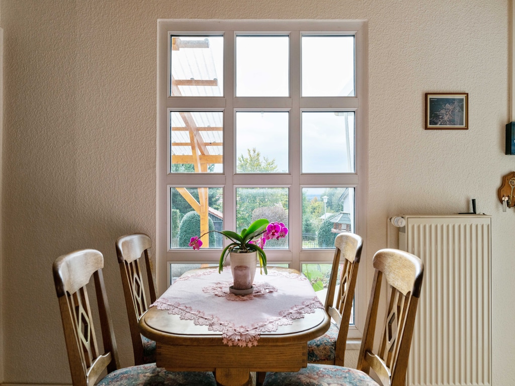 Eingezäunter Garten, Friedrichsbrunn