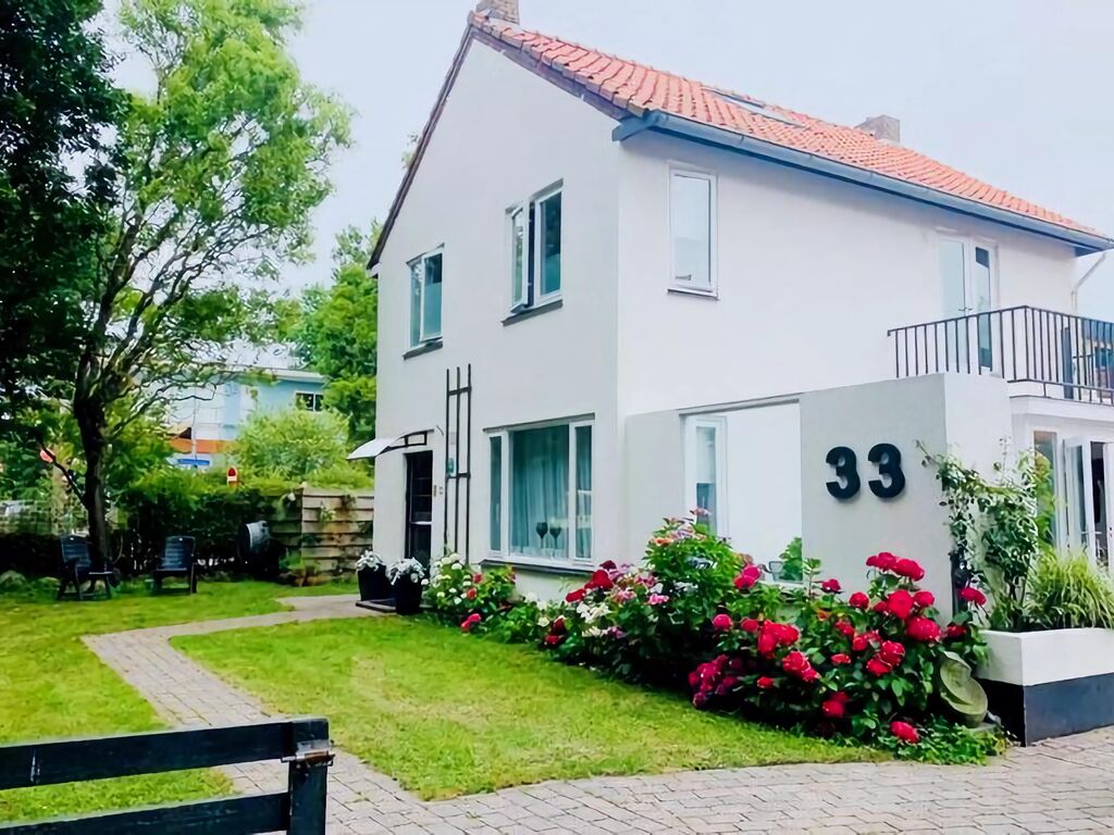 Attraktives Ferienhaus in Strandnähe in De Koog