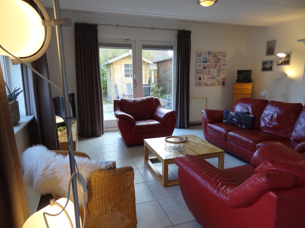 Leuk vakantiehuis met tuin nabij strand