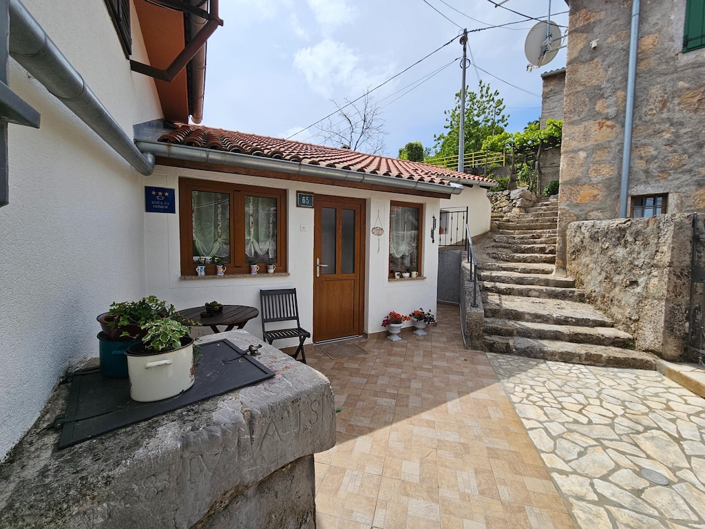 Ferienhaus Milica in Lovran - Dobrec, mit Jacuzzi